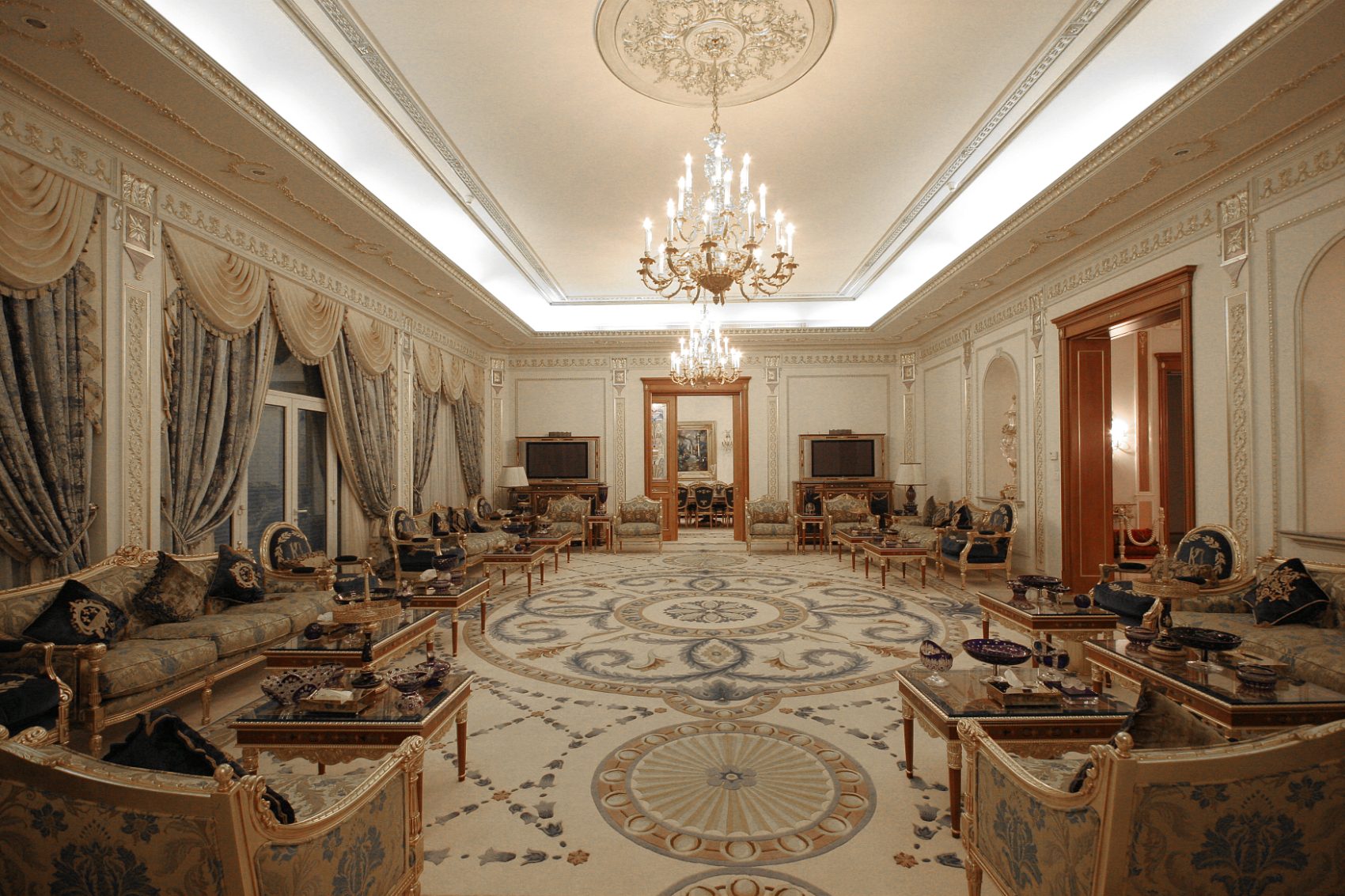 Palace salon